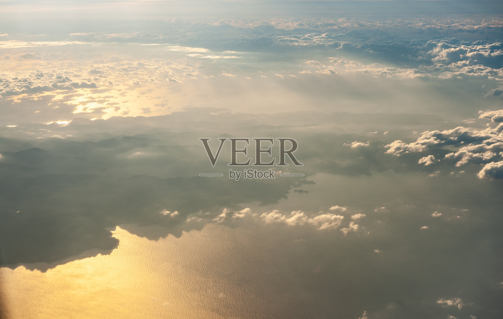 从空中俯瞰日本南部照片摄影图片