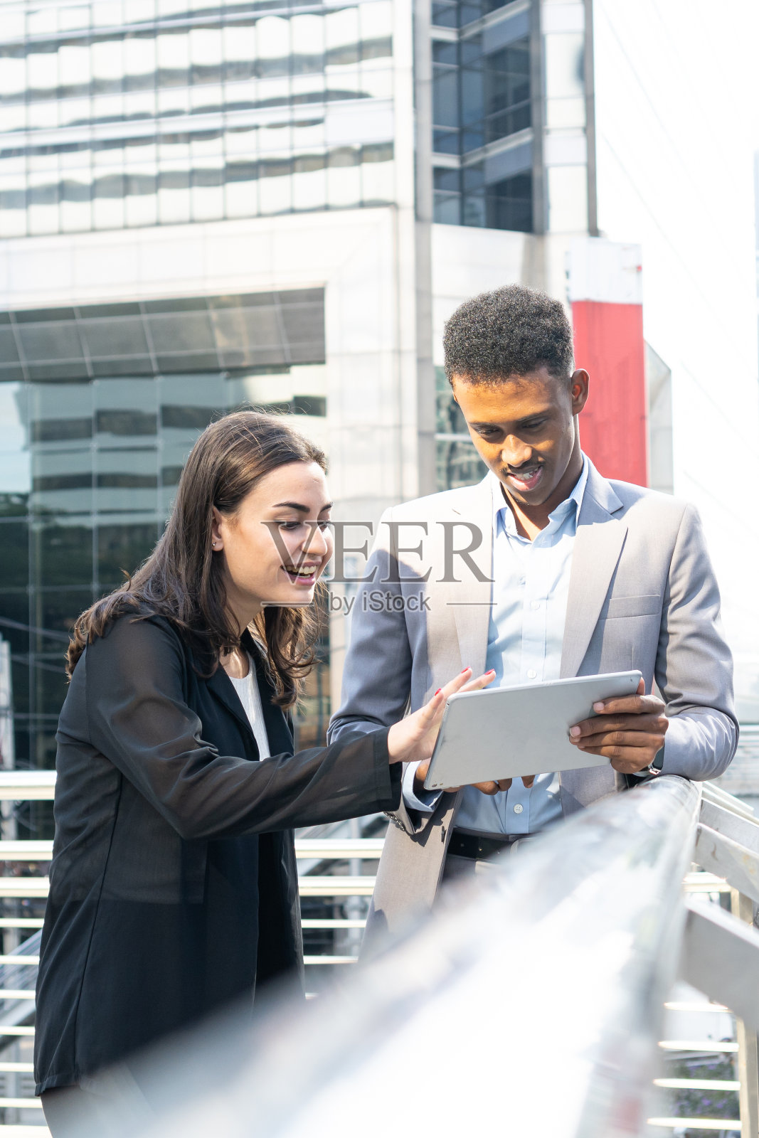业务人员会议照片摄影图片