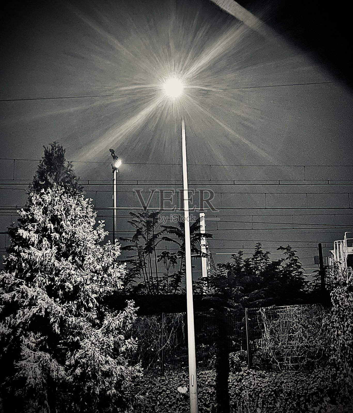 漆黑的夜晚照片摄影图片