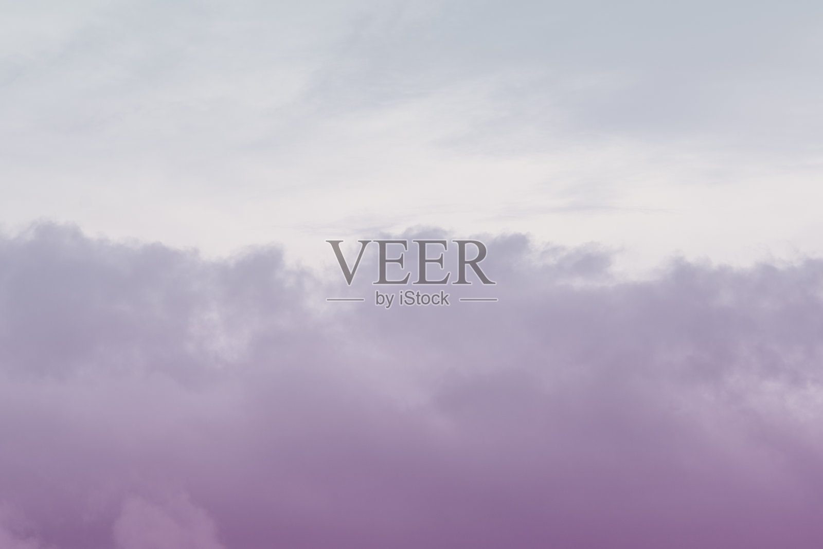 云和天空与垃圾纸纹理照片摄影图片