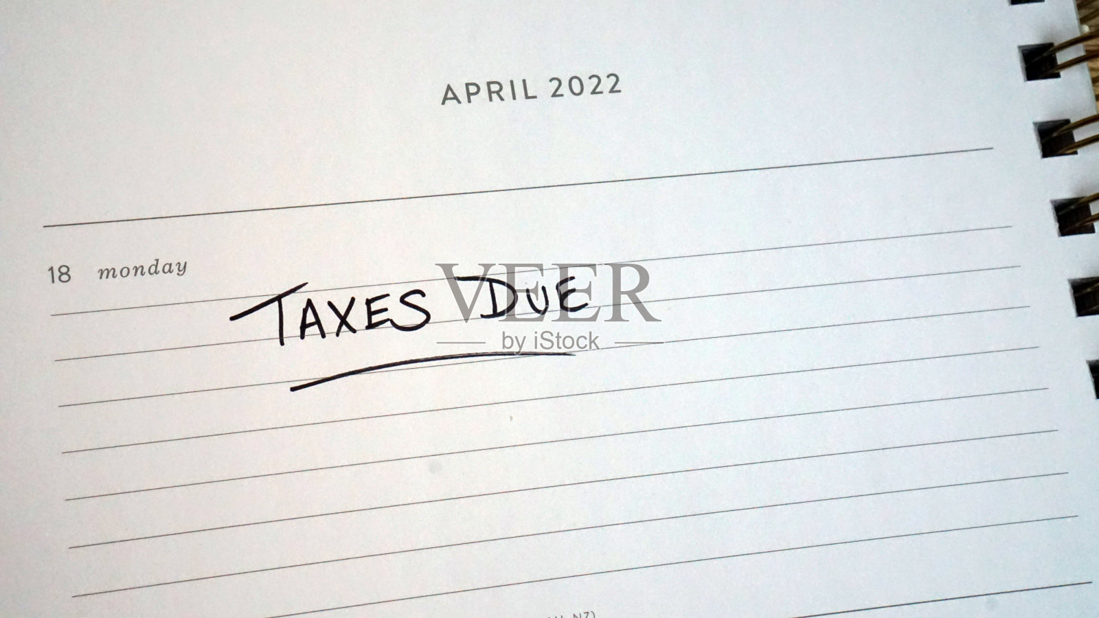 缴税日期为4月18日照片摄影图片