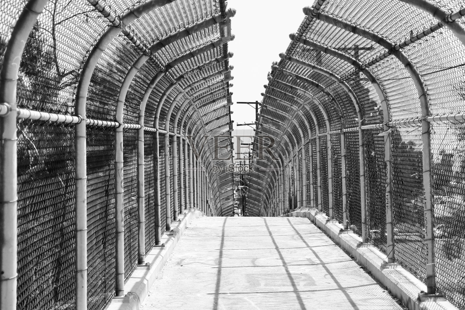 天桥二世照片摄影图片