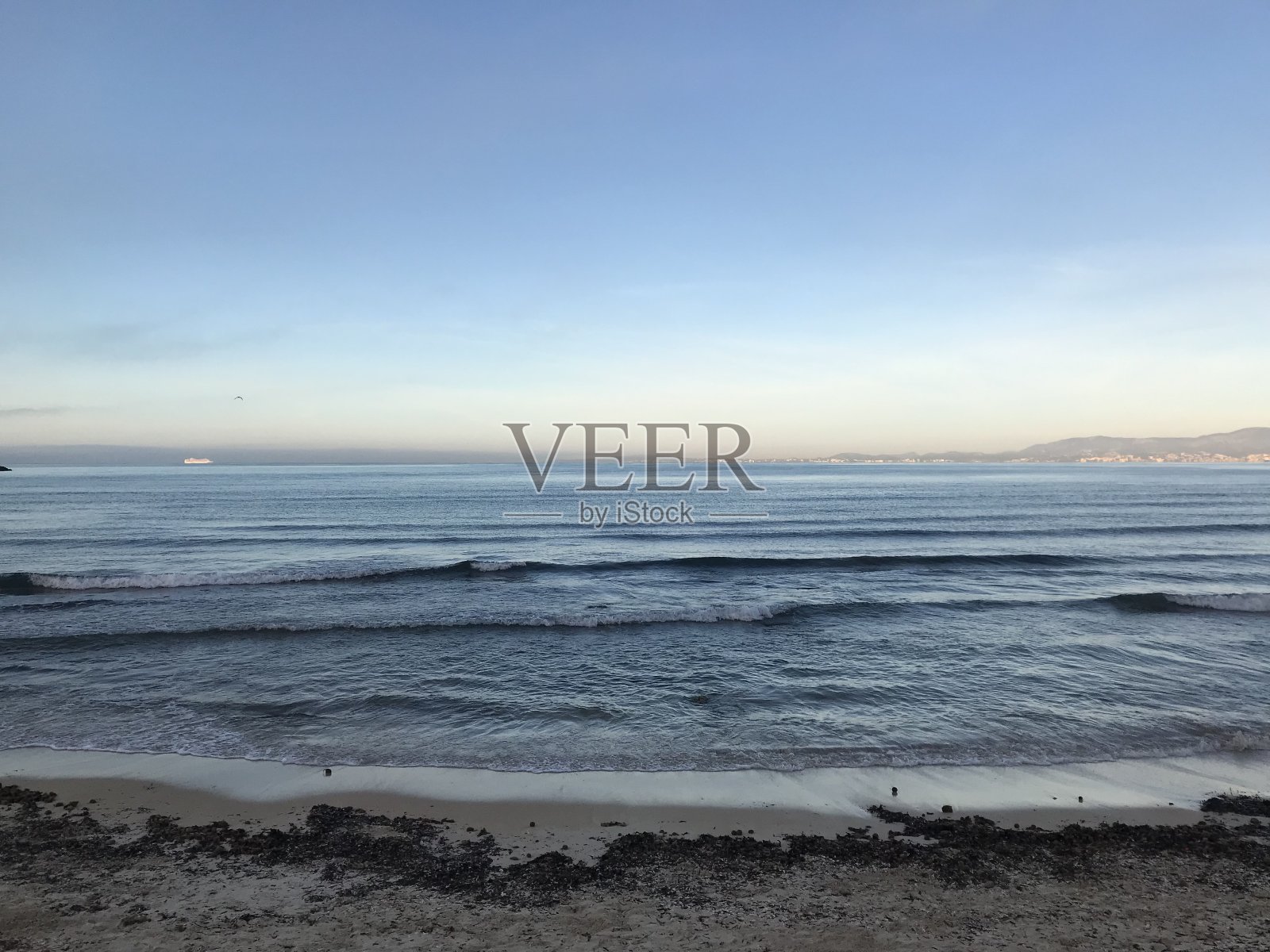 这是阿雷纳尔海滩。马略卡岛帕尔马。西班牙。照片摄影图片