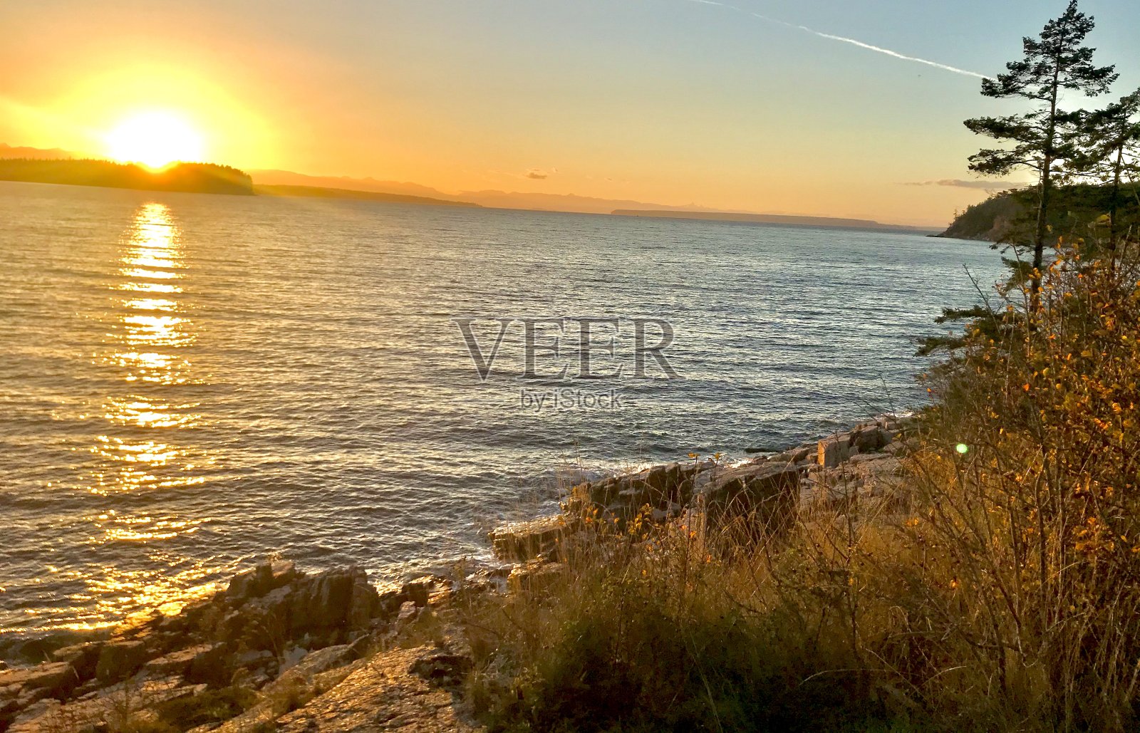 神奇的日落照片摄影图片