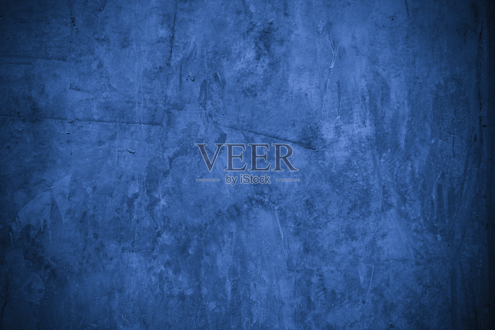 旧墙的图案纹理水泥蓝深抽象蓝颜色设计是浅与黑色渐变背景。照片摄影图片