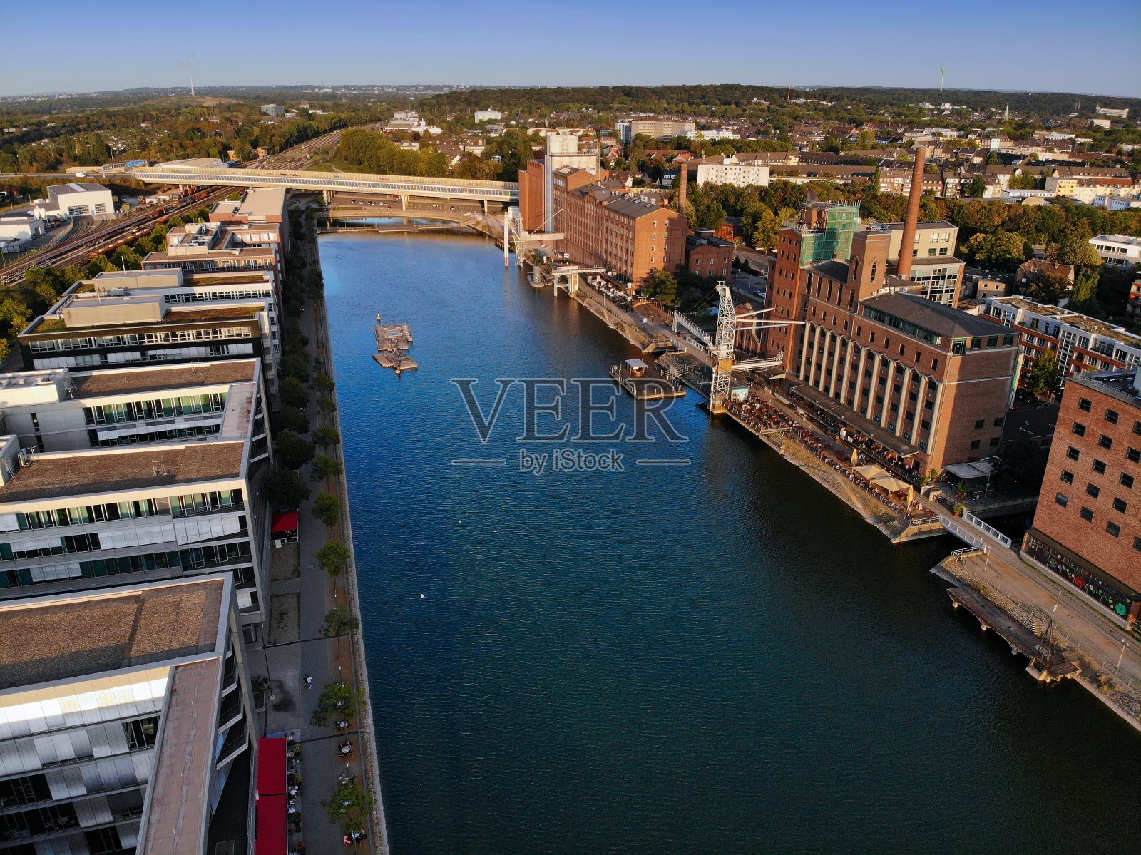 德国杜伊斯堡内港照片摄影图片