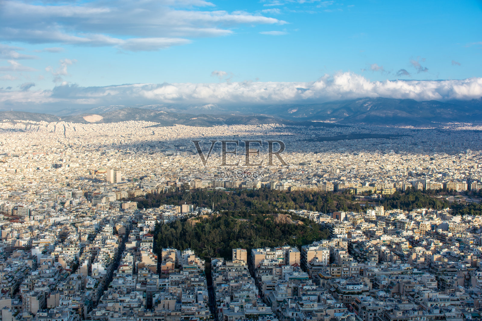 希腊雅典的早晨，从空中俯瞰城市，城市景观，照片摄影图片