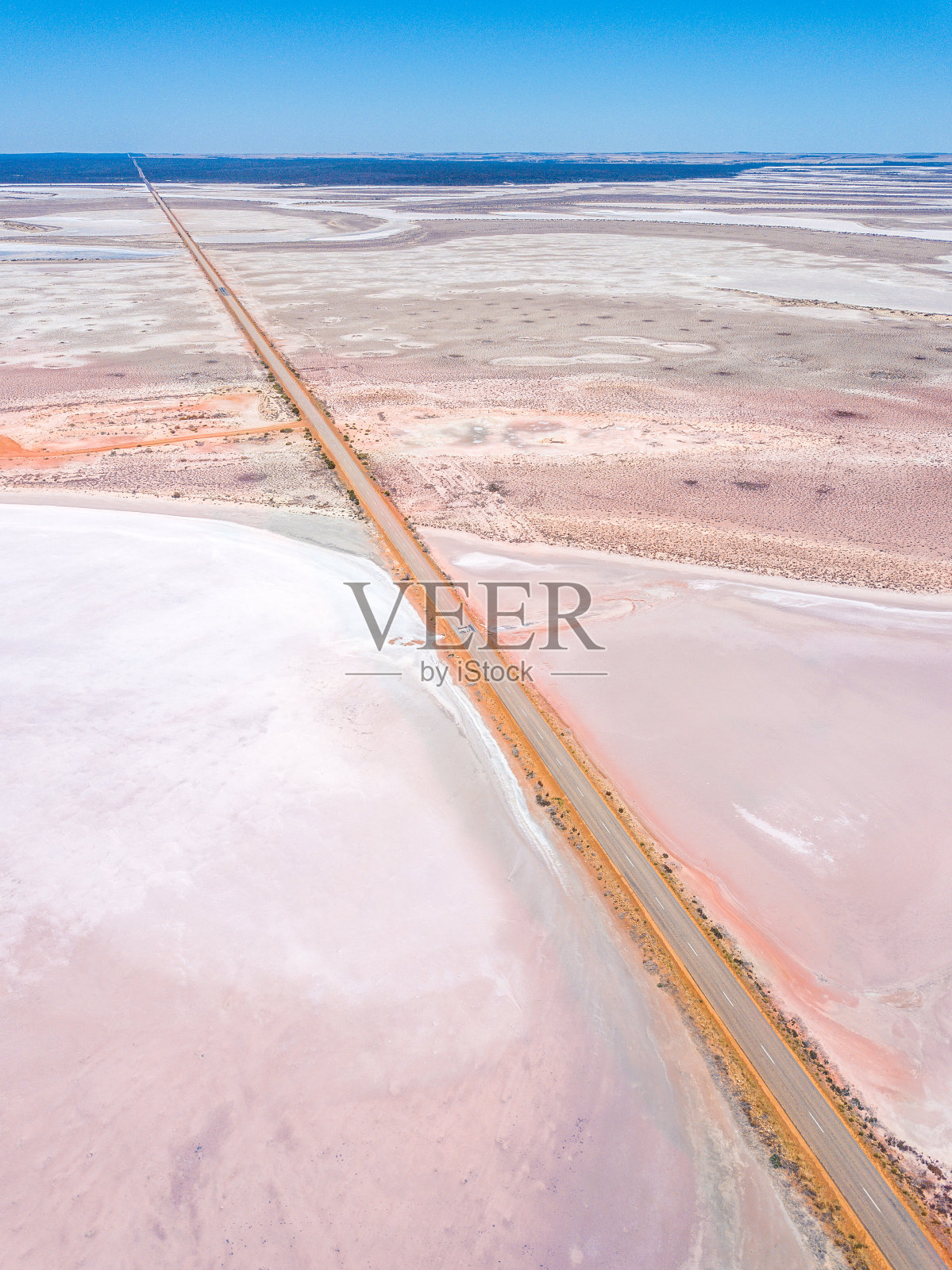 盐湖和干涸的湖床形成了澳大利亚西部的内陆照片摄影图片