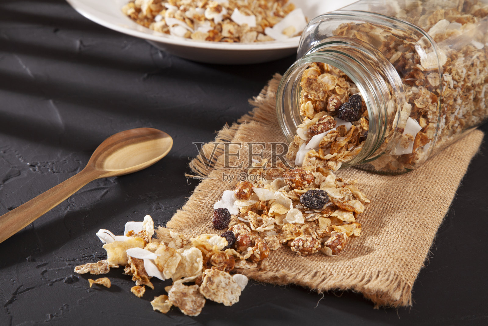 健康食品——早餐食品;美味又营养的有机麦片照片摄影图片