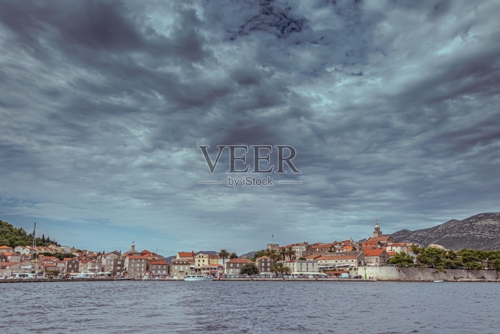 云在公国照片摄影图片