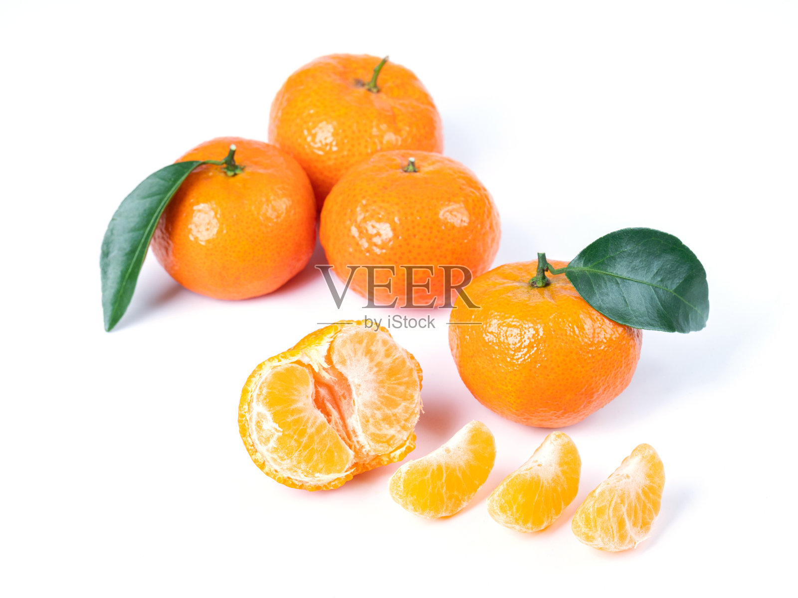 白色背景上的橘色照片摄影图片