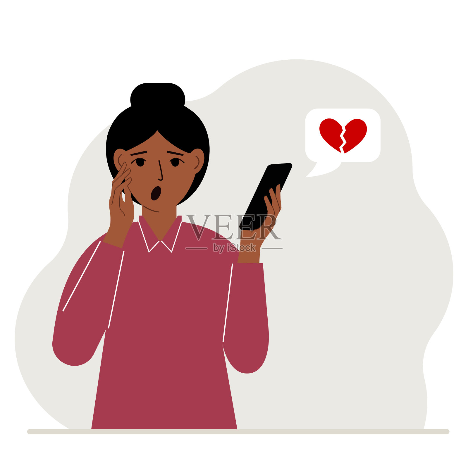 惊讶的女人读着他手机上的信息。带着一颗破碎的红心。向量插画图片素材