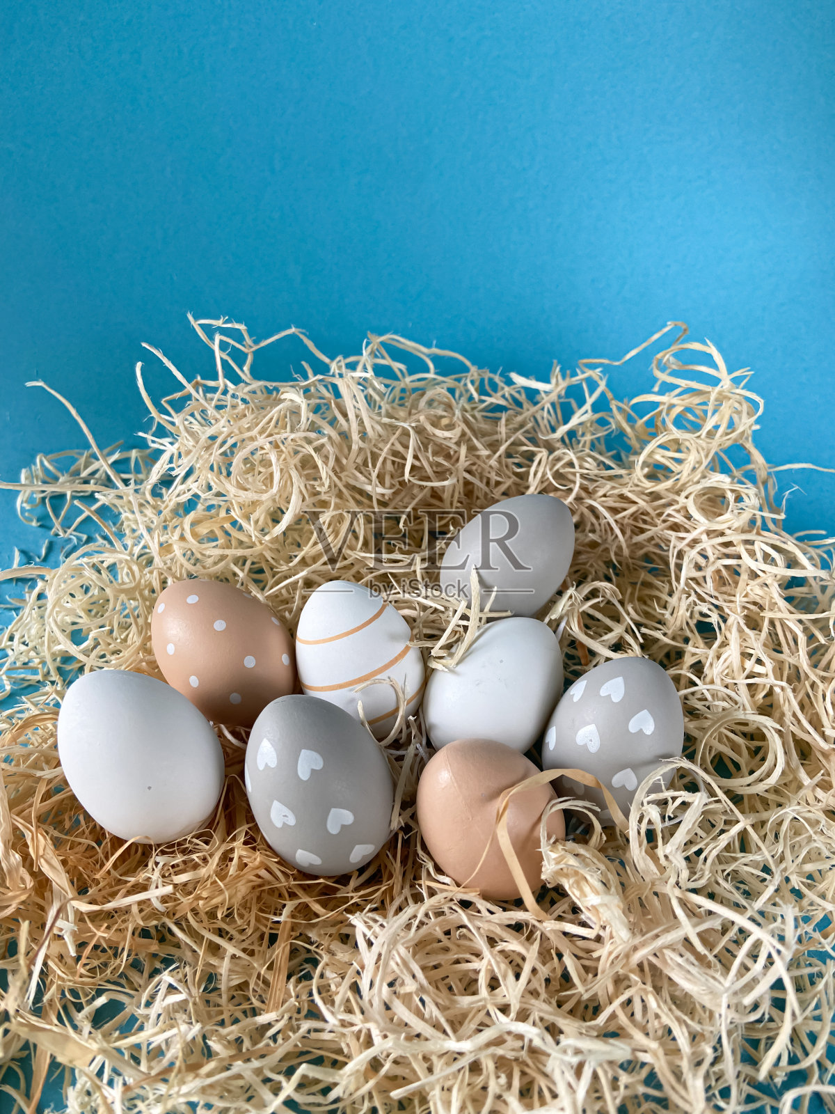 色彩斑斓的复活节彩蛋照片摄影图片