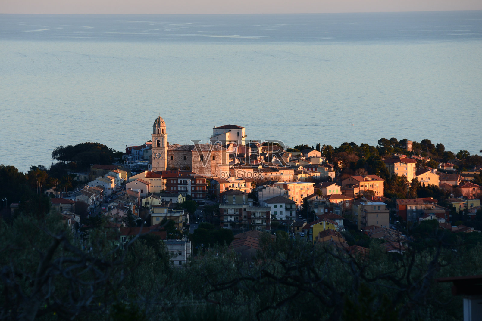 Sirolo日落时照片摄影图片