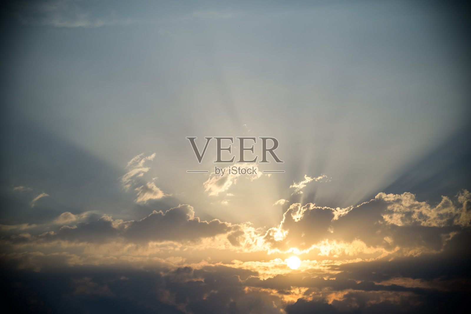 天空背景，日落复空照片摄影图片