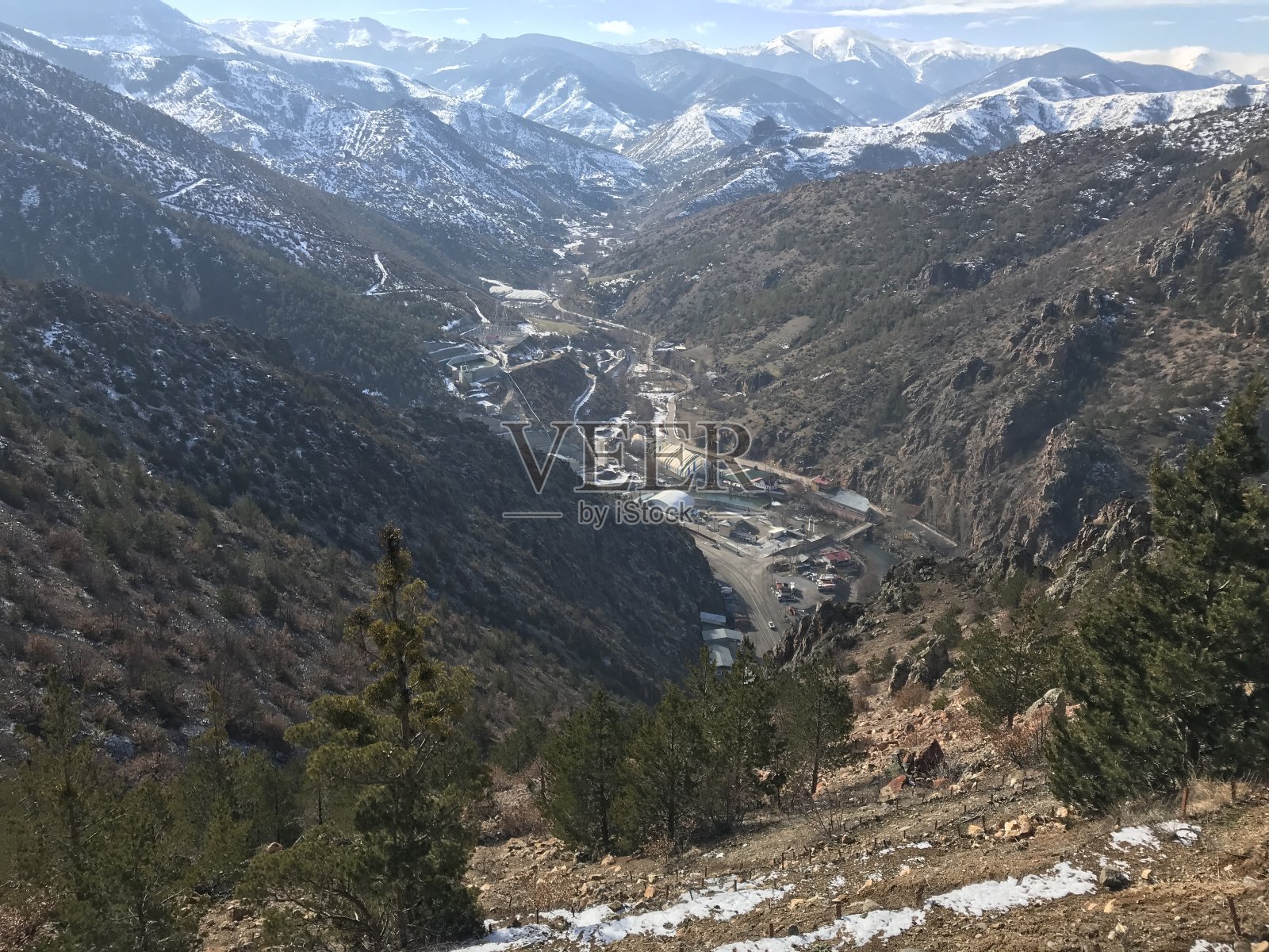 雪山高角度景观照片摄影图片