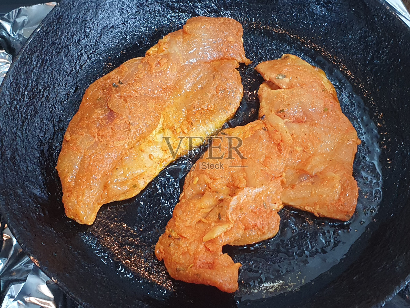 炸两份鸡胸肉照片摄影图片