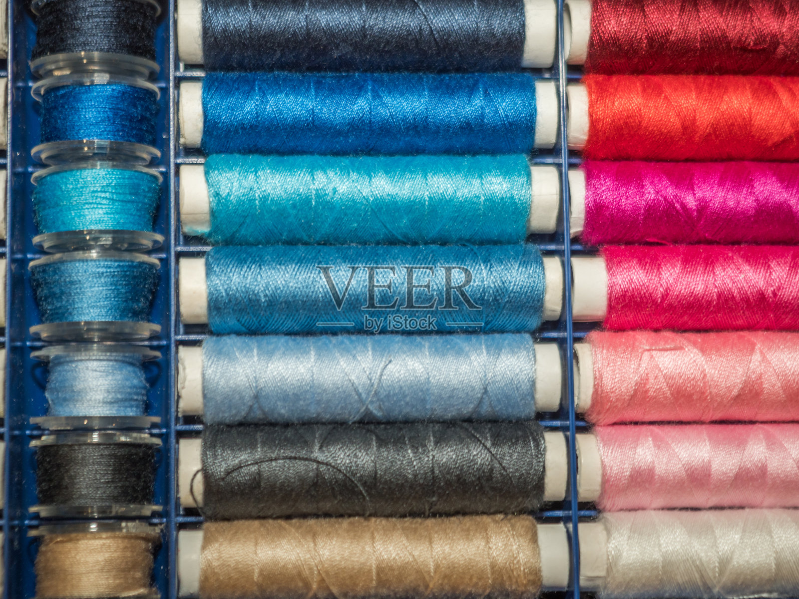 色彩斑斓的线程照片摄影图片