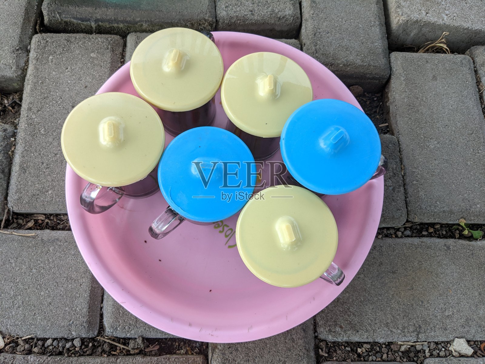 早上一杯咖啡的俯视图照片摄影图片