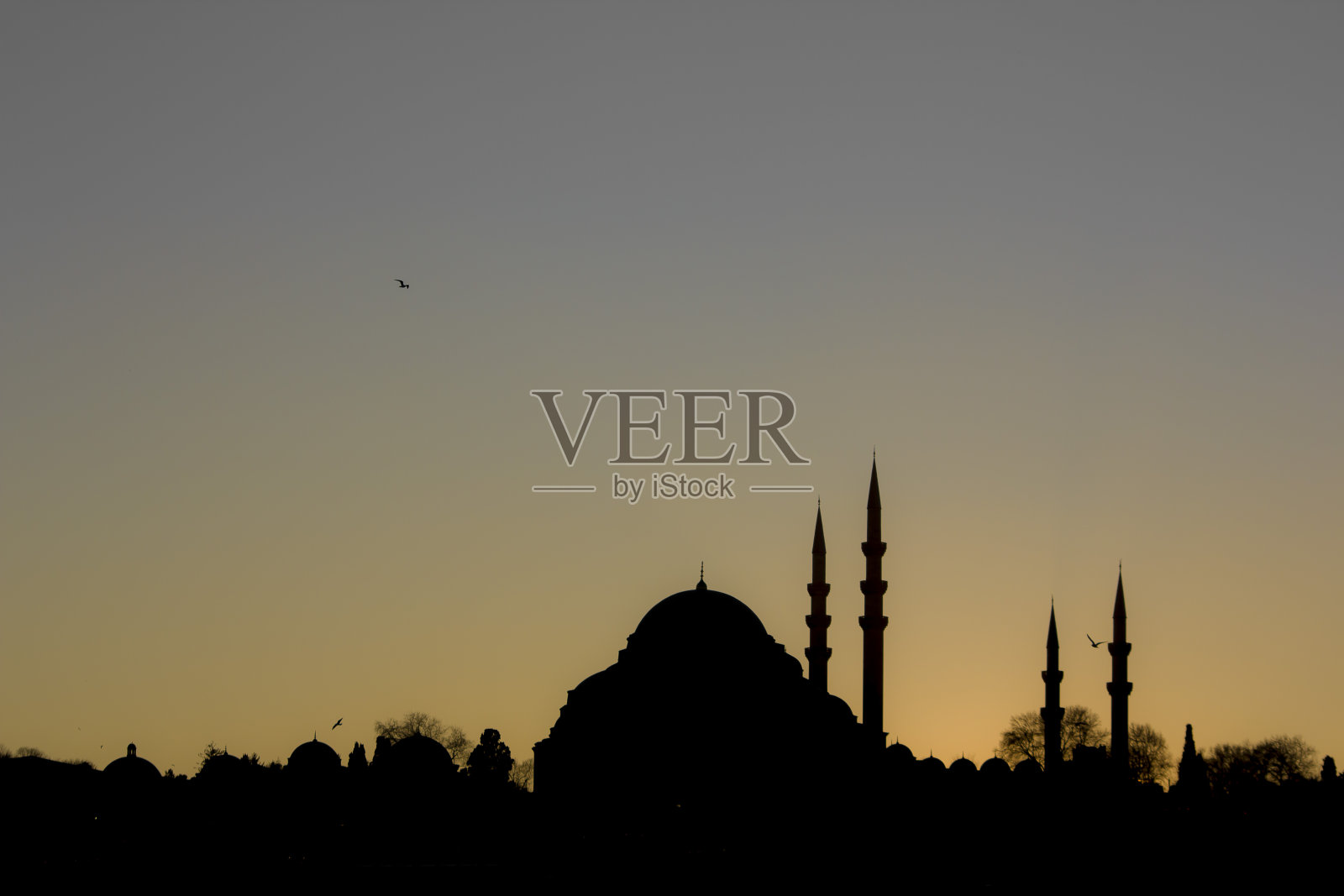 日落时分的清真寺剪影照片摄影图片