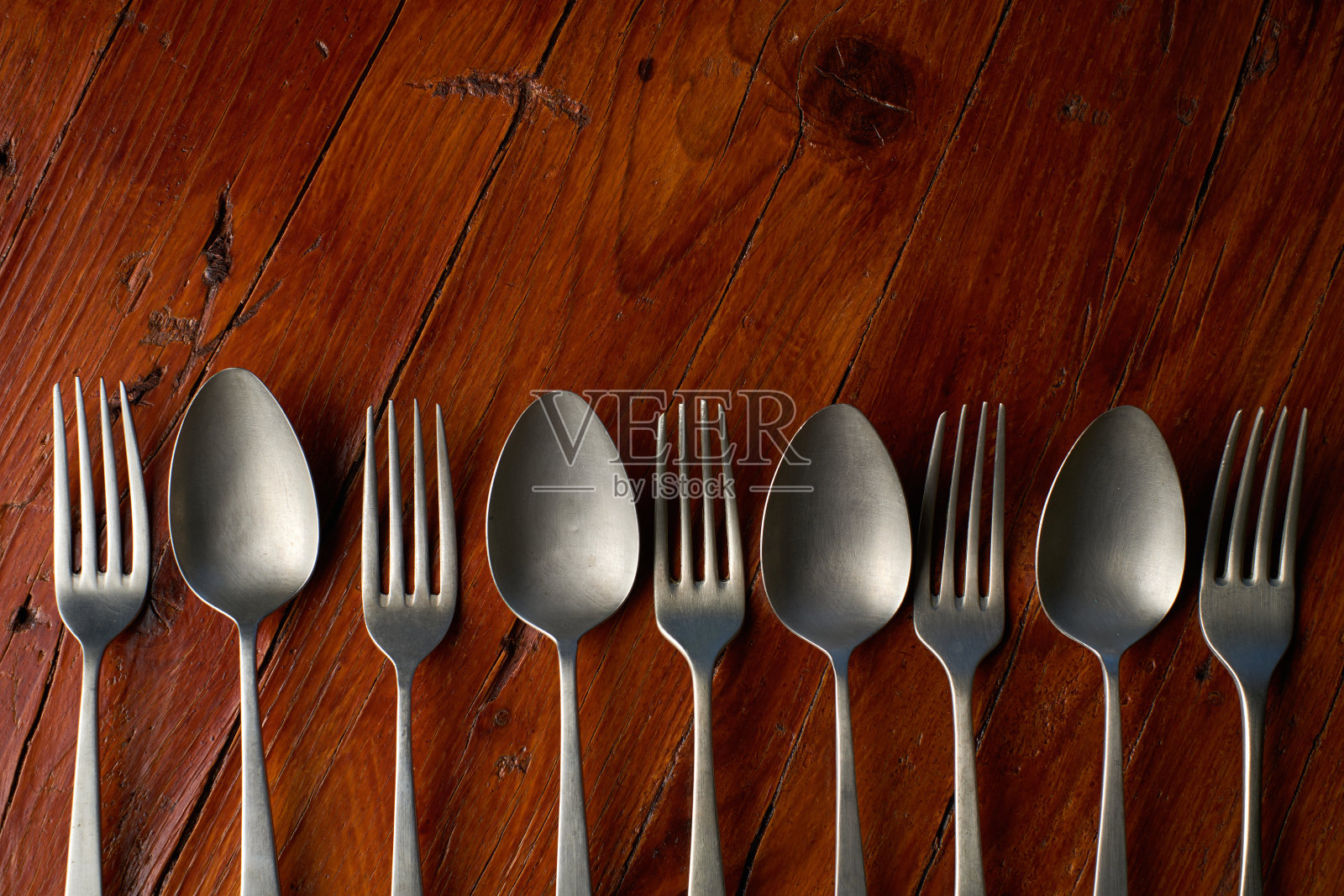 旧汤匙和叉子照片摄影图片