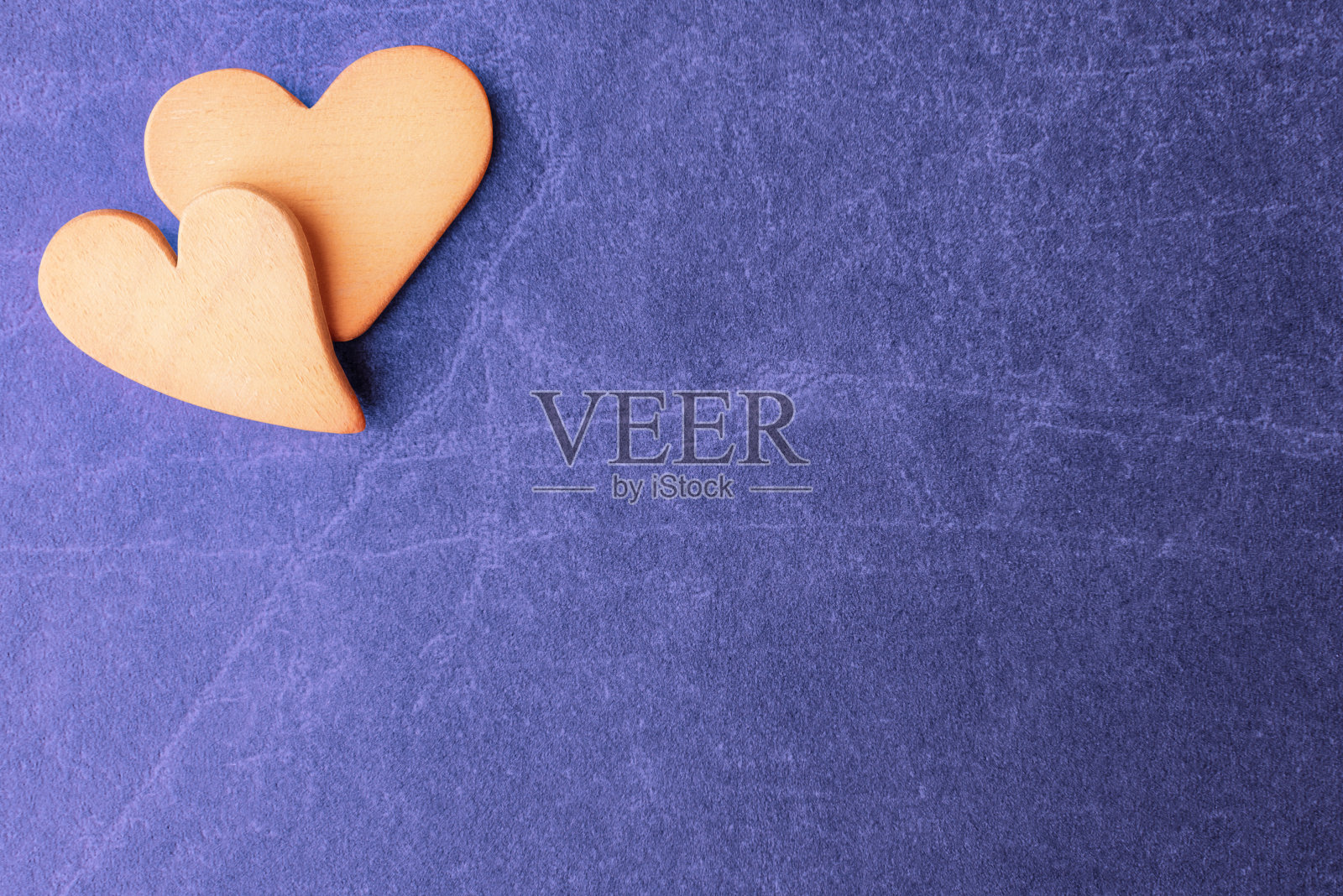 Valentineâ的心在石头非常佩里背景与复制空间照片摄影图片