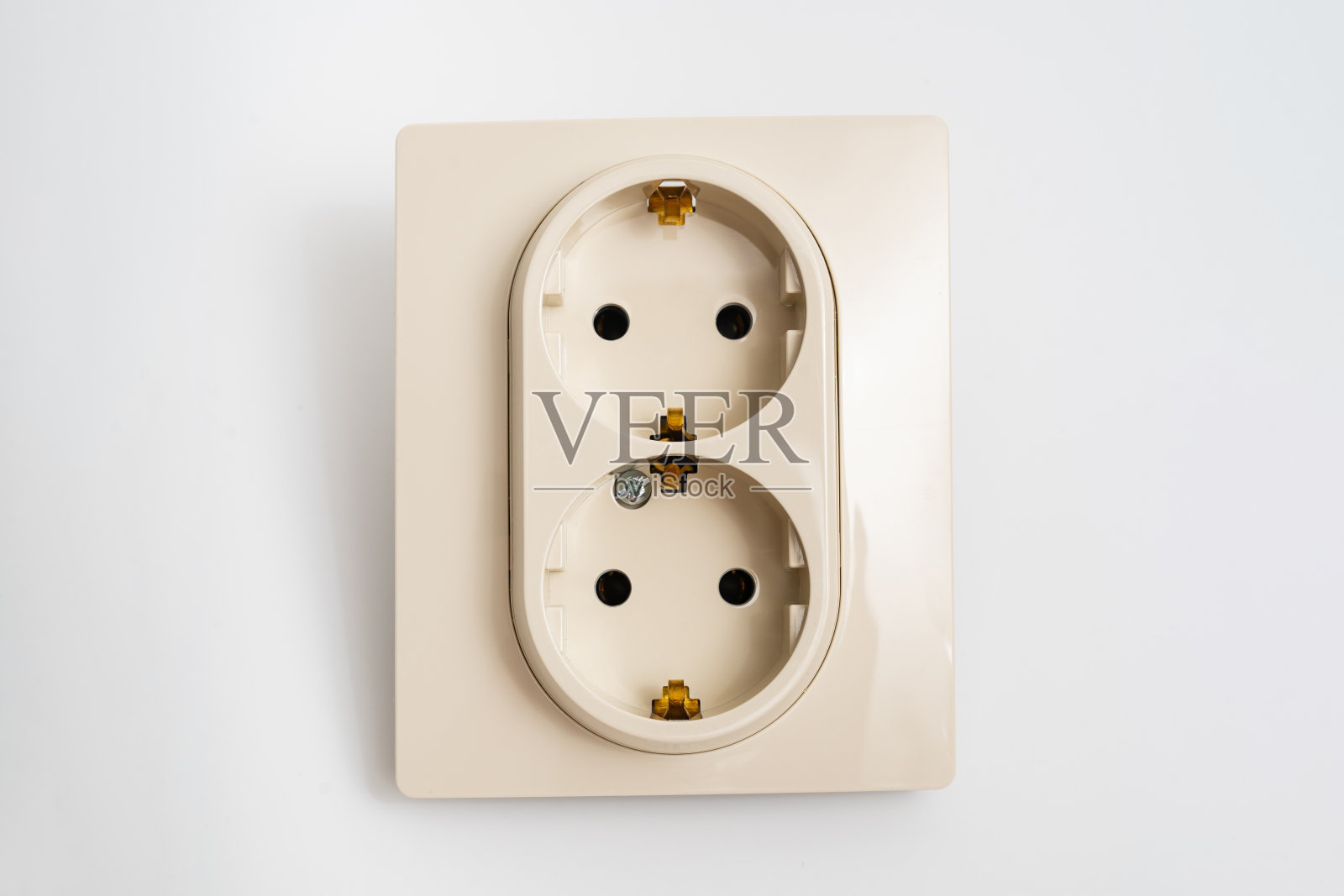 双插座绝缘在白色背景。照片摄影图片