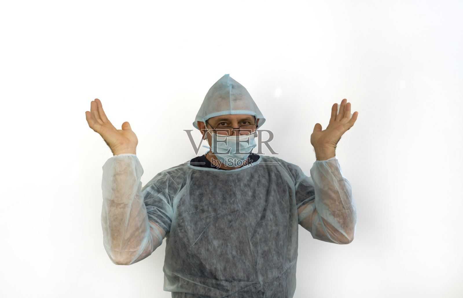 白色背景的男性医生照片照片摄影图片