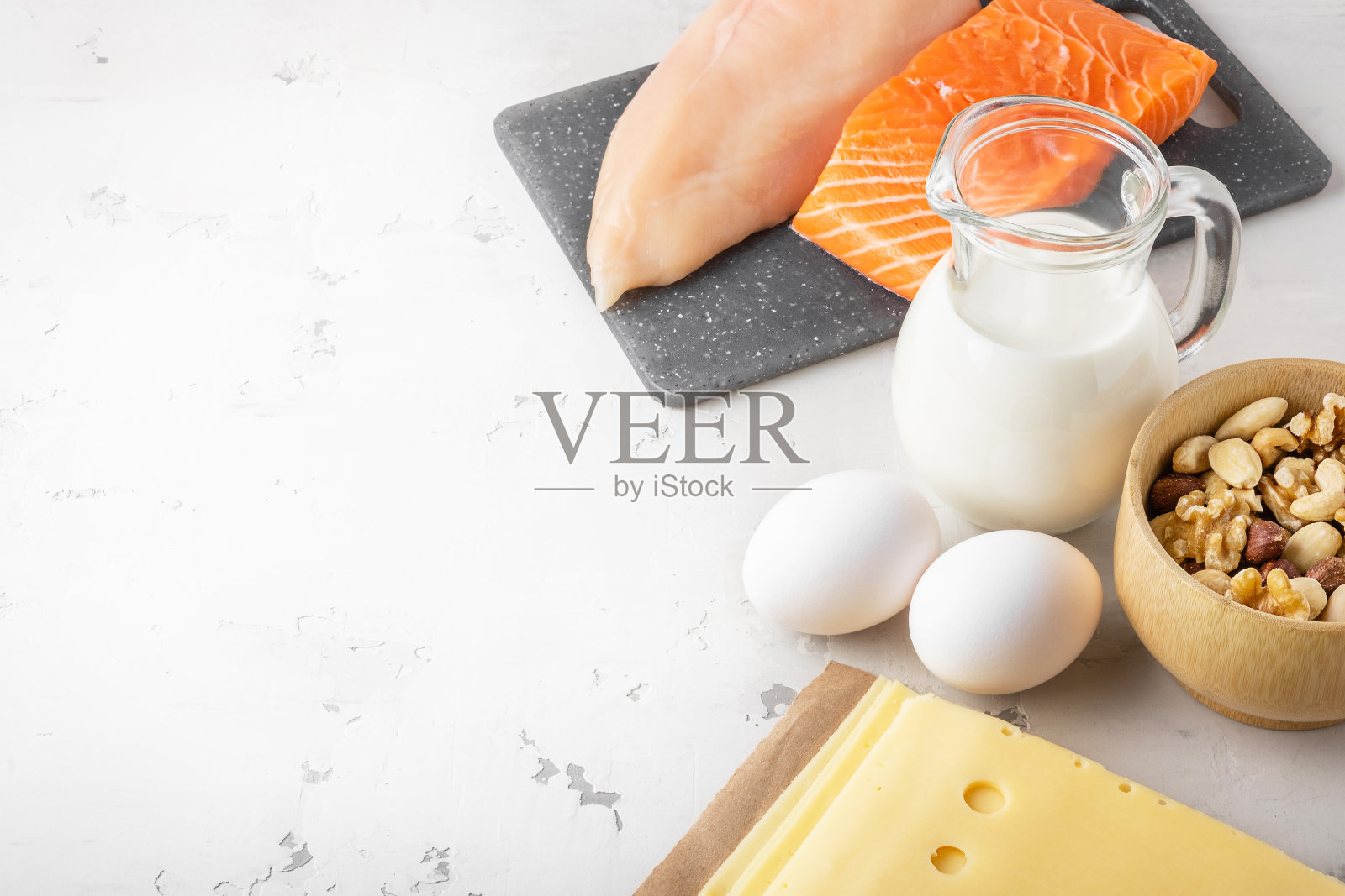 均衡饮食，健康饮食理念。照片摄影图片