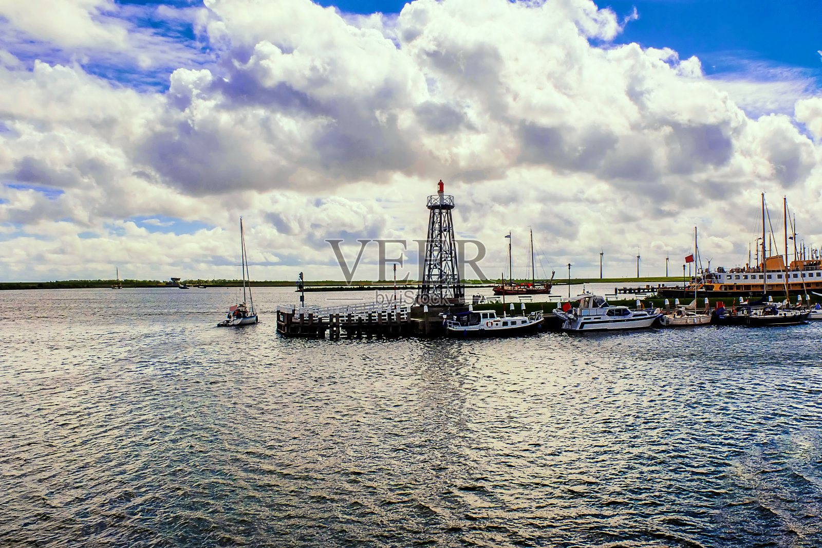 海上的灯塔照片摄影图片