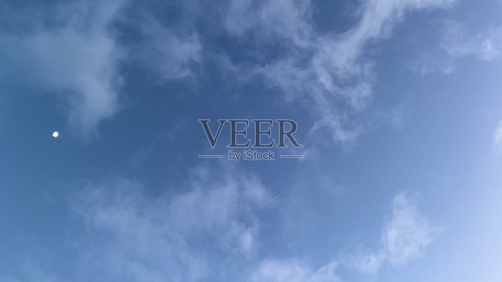 冬天的蓝天照片摄影图片