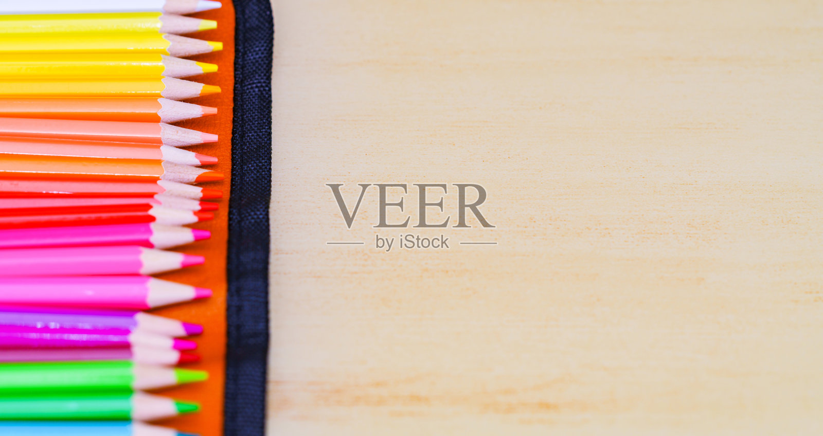 彩色铅笔彩色设置工具照片摄影图片