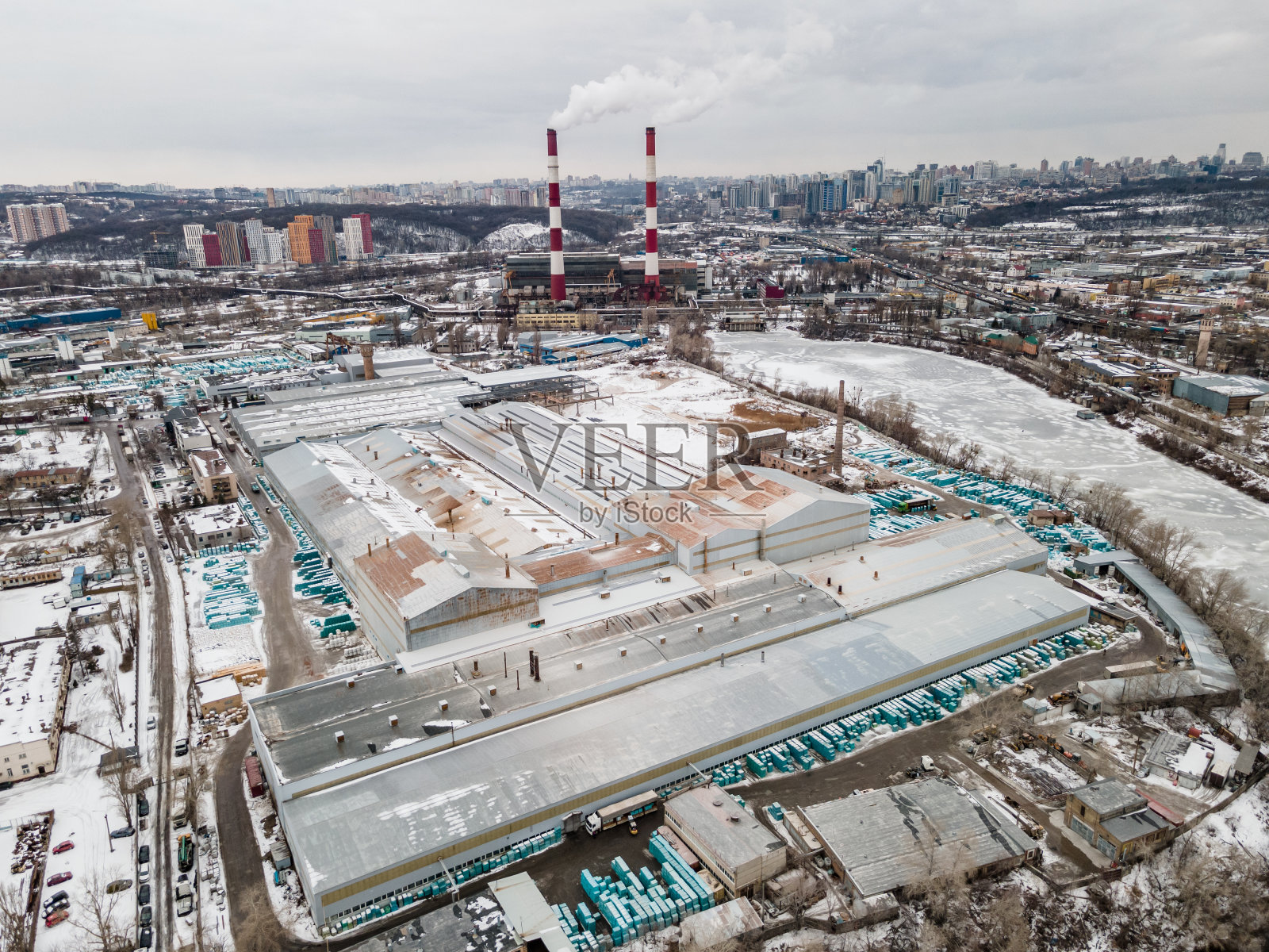 基辅的大型工业工厂照片摄影图片