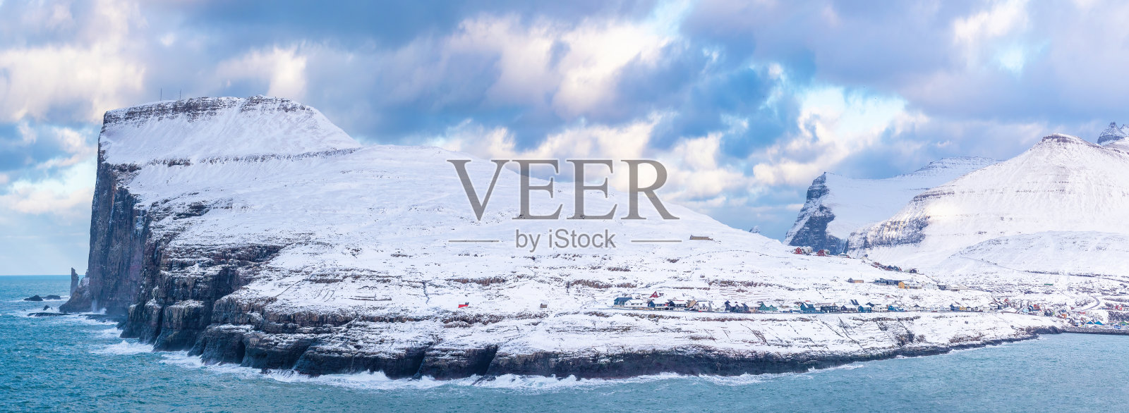 法罗群岛，Eysturoy, Eidi村照片摄影图片