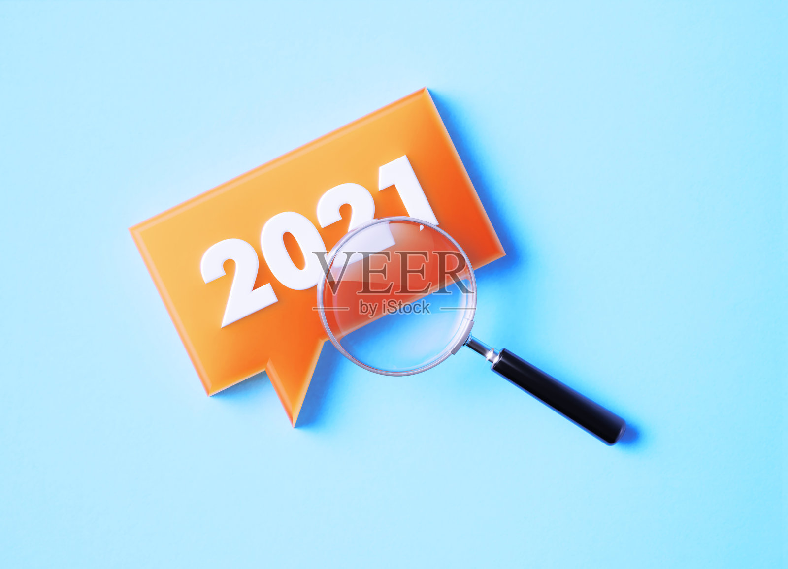 放大和语音气泡与2021在蓝色背景照片摄影图片