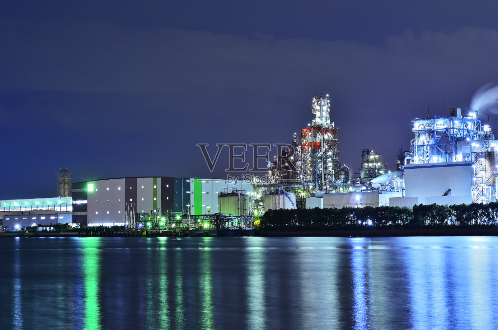 川崎市东木岛工厂的夜景照片摄影图片