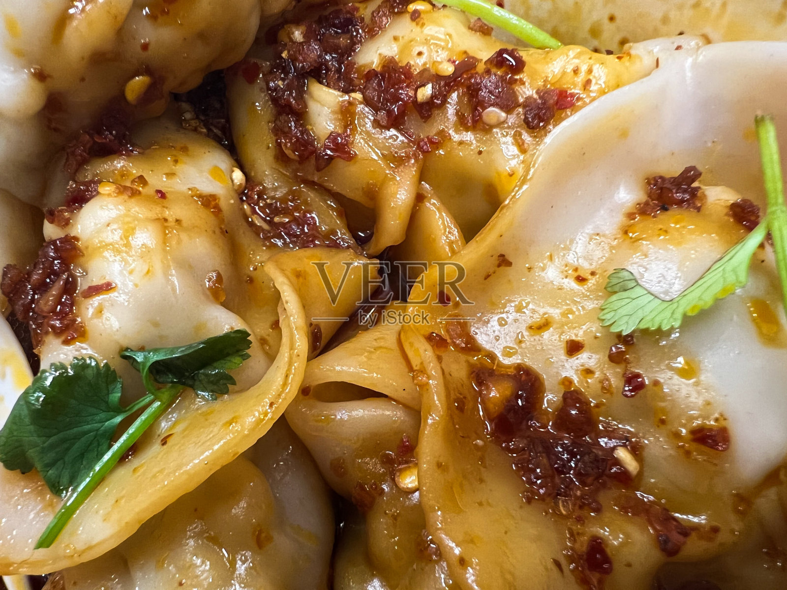 辣的猪肉饺子照片摄影图片