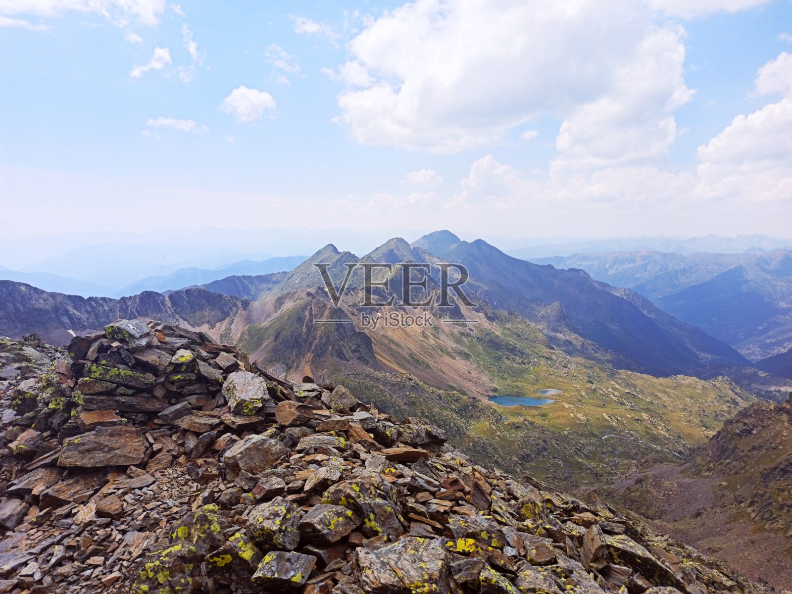 Roca Entravessada峰惊人的景色照片摄影图片