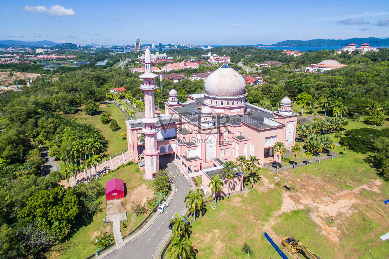 马来西亚沙巴大学清真寺鸟瞰图照片摄影图片