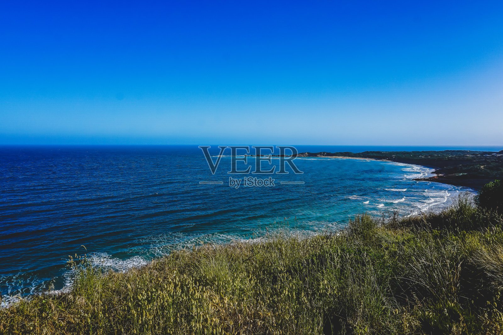 俯瞰澳大利亚的海滩和海洋。照片摄影图片