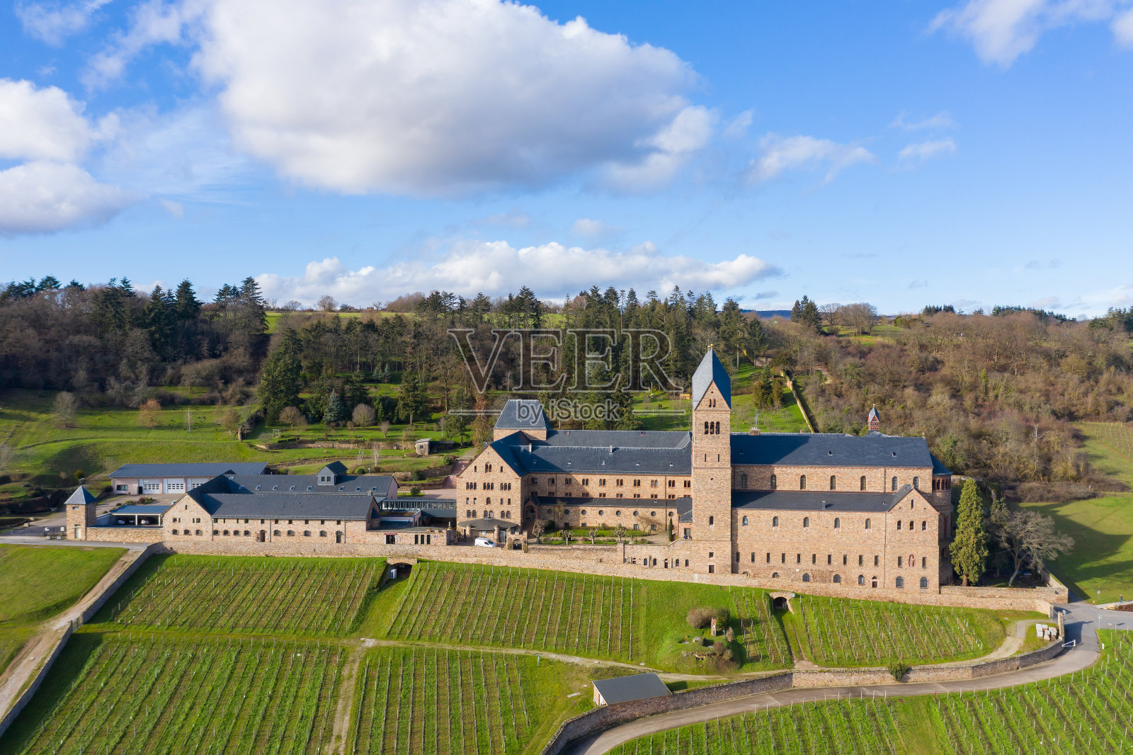 Rüdesheim / Germany附近的圣希尔德加德修道院照片摄影图片