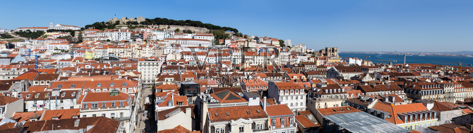 从空中俯瞰里斯本的屋顶照片摄影图片