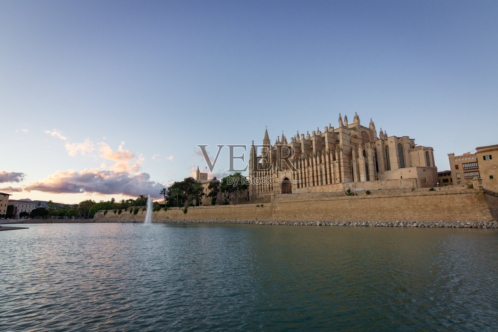 马略卡大教堂的日落(西班牙)照片摄影图片