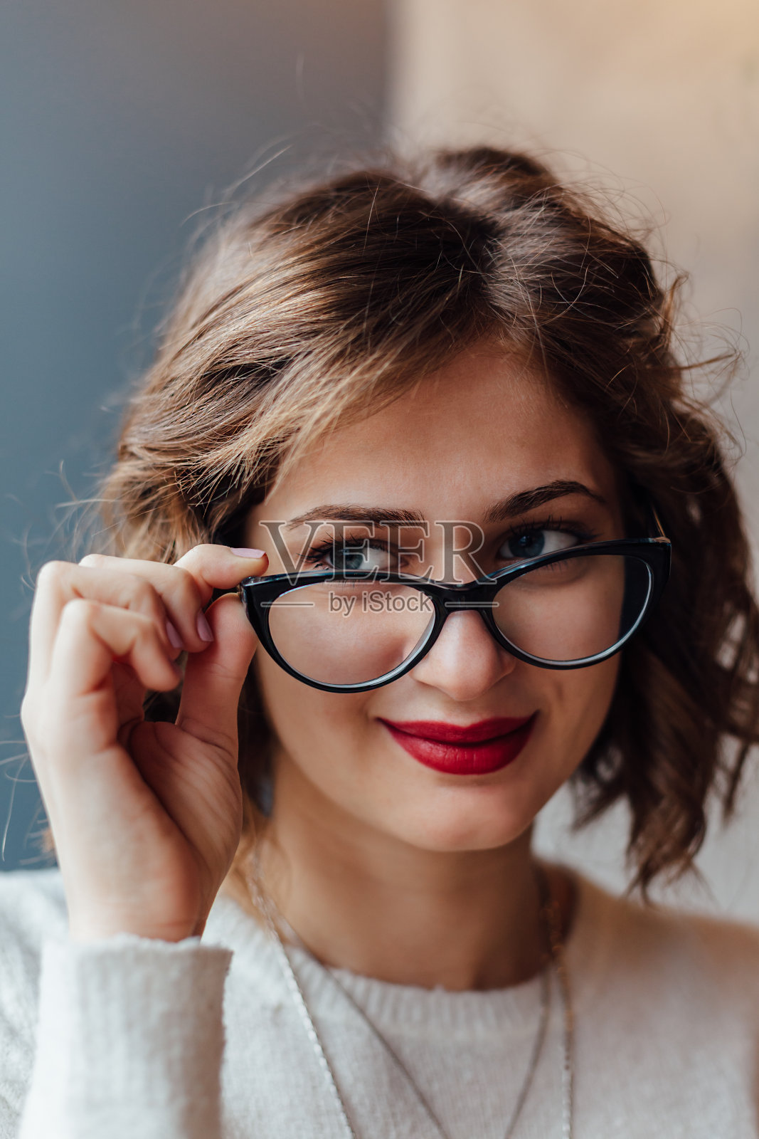 时尚女性肖像照片摄影图片