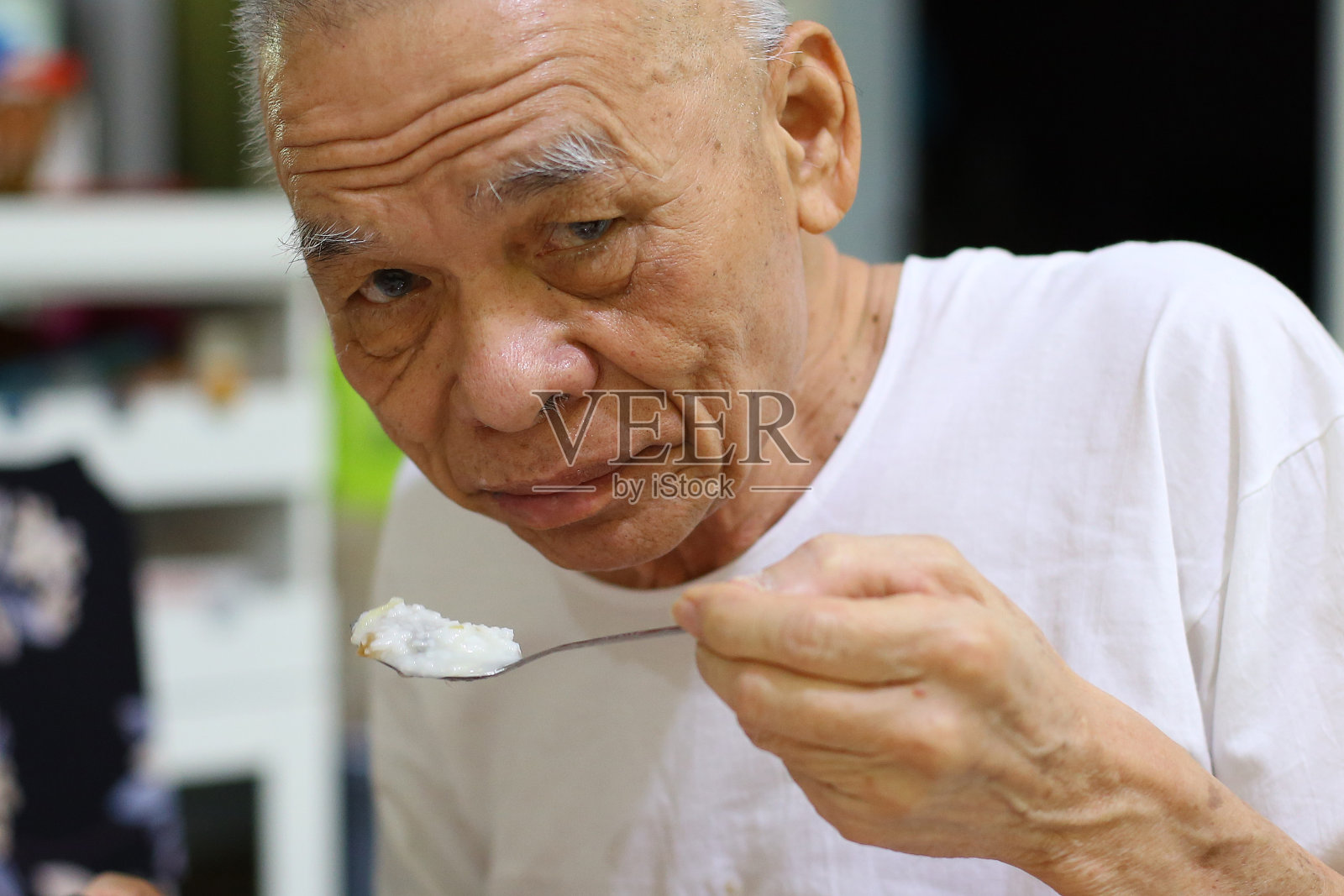 用餐时间照片摄影图片