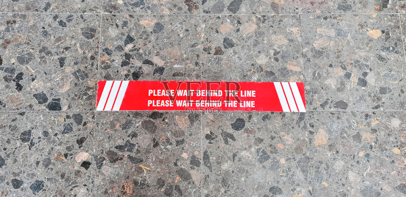 Covid-19社会距离照片摄影图片