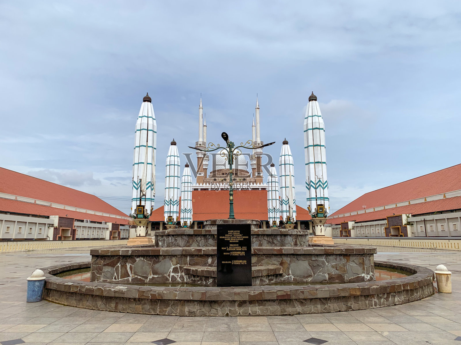 中爪哇的大清真寺照片摄影图片