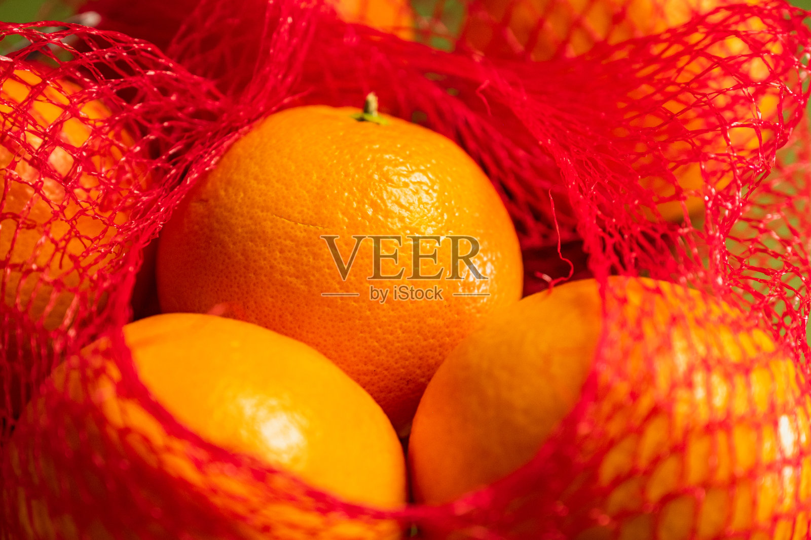 超市的新鲜橙子照片摄影图片