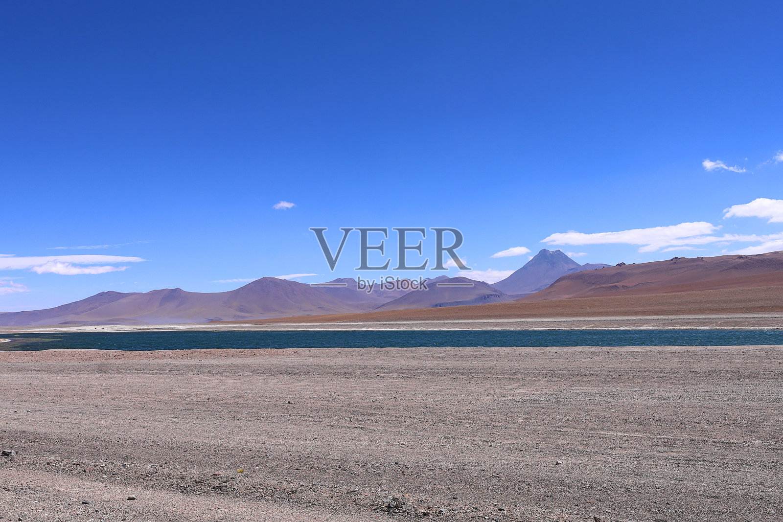 智利阿塔卡马盐滩的全景照片摄影图片