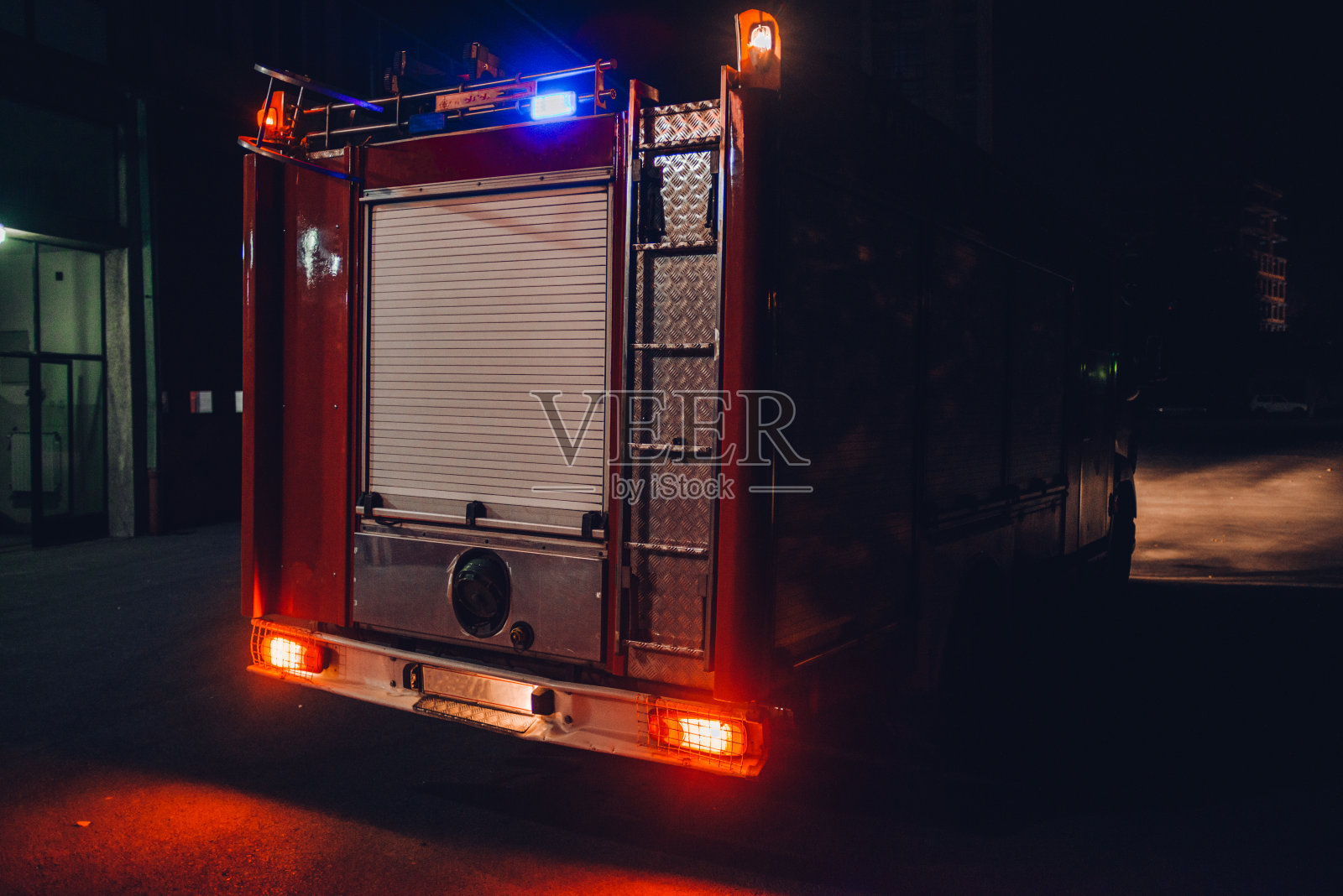 消防局的一辆卡车照片摄影图片